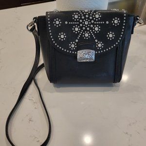 Brighton Retired Pebble Black Leather Snappy flap bag w\2 flaps